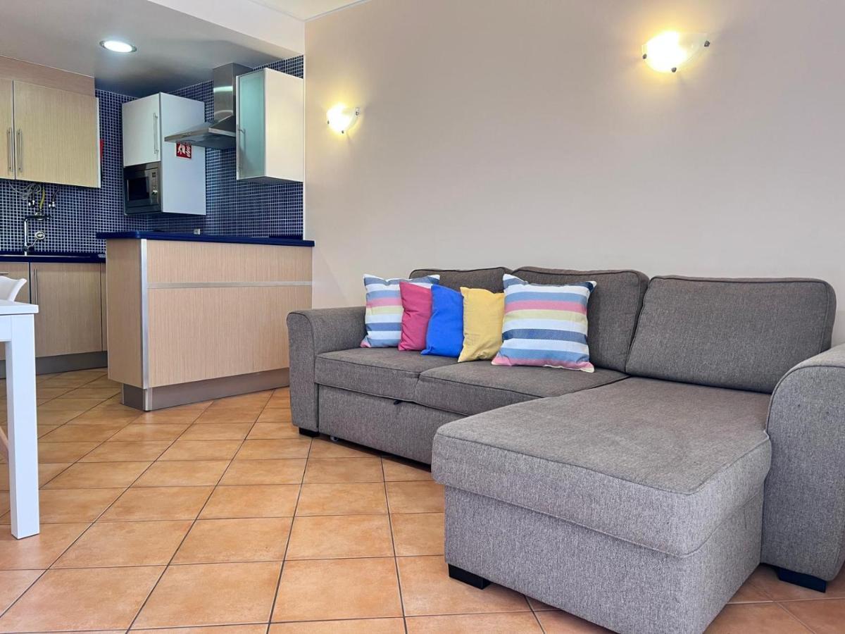 Ocean Terrace With Pool By Homing Appartement