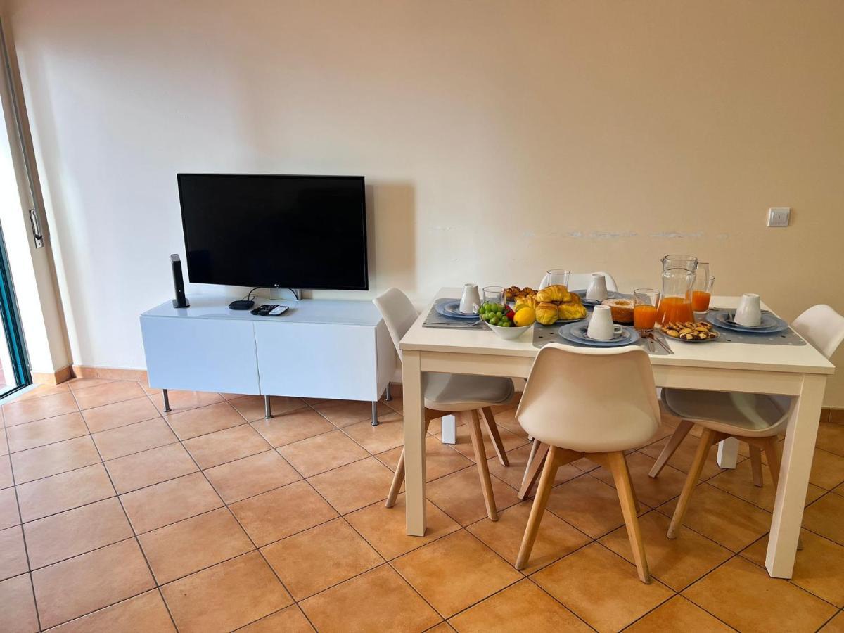 Ocean Terrace With Pool By Homing Appartement Armação de Pêra