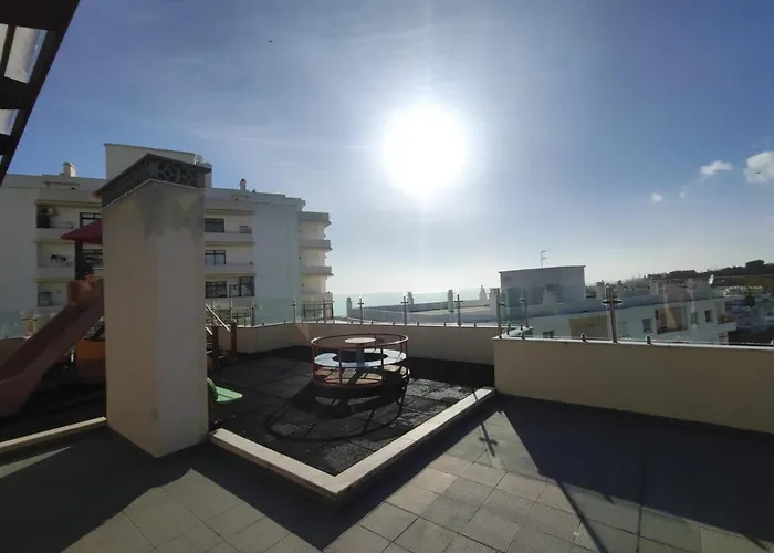 Armacao De Pera Ocean Terrace With Pool By Homing